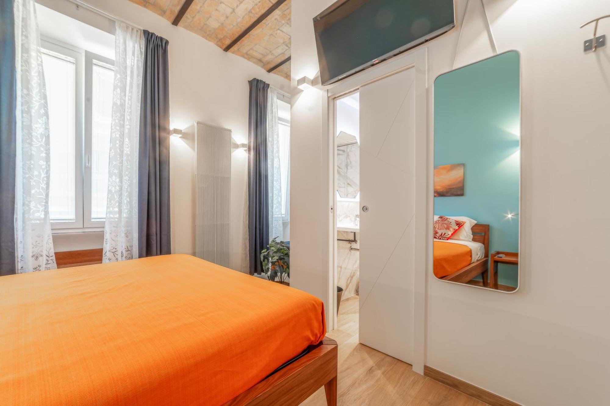 Luxury Vatican Rooms - Next To The Vatican Museum — Photos 3